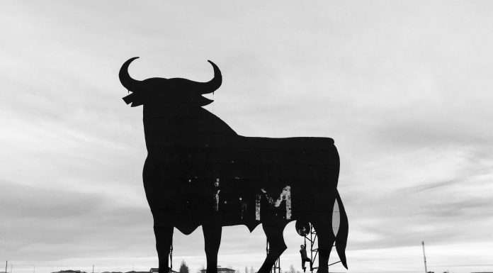 Digital investing giant eToro hits $3.5bn valuation