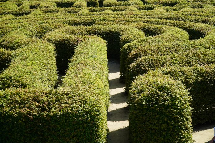 Navigating the KYC maze: How banks are tackling compliance costs in 2023