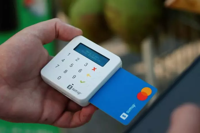 SumUp launches point-of-sale cash advances for merchants