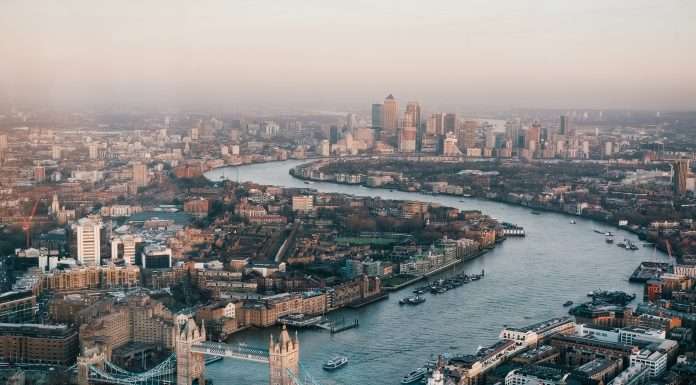 FCA calls for stricter yet fairer treatment of politically exposed persons