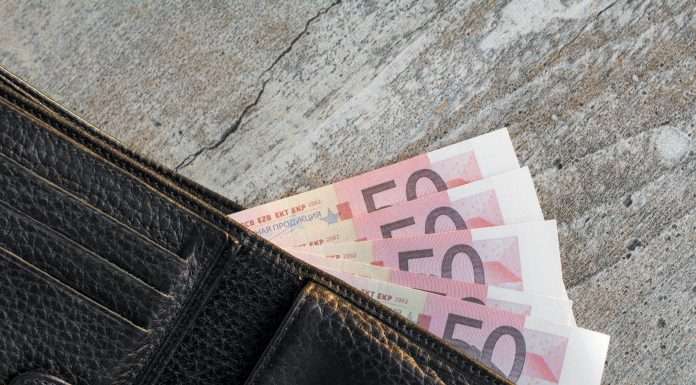 Scotiabank and ZayZoon team up to transform payroll with Earned Wage Access in Canada