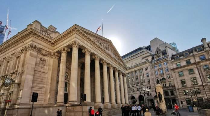 Waafi Bank selects The Bank of London as its UK services provider Waafi Bank, a Malaysia-based start-up founded in 2020, has chosen The Bank of London, a leading global clearing, agency, and transaction bank, as its banking services provider.