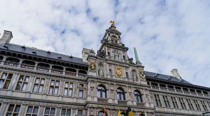 Qover, a leading InsurTech company specialising in embedded insurance solutions, has partnered with Mastercard to improve the online shopping experience for Mastercard credit cardholders in Belgium and Luxembourg.