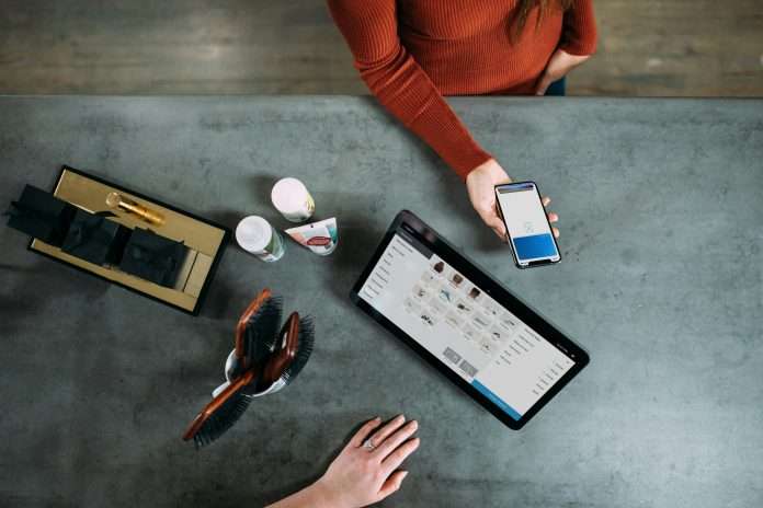 ABN AMRO, a Netherlands-based financial institution known for its innovative banking solutions, has launched a new pilot feature called Achteraf Betalen (‘Pay Later’) for business clients.