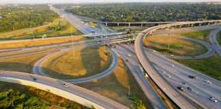 Fiserv and Kansas state team up to launch $2bn FinTech hub Fiserv, a global provider of payments and financial services technology, is partnering with the Kansas Office of the Governor to open a $2bn strategic FinTech hub in Overland Park, Kansas, bringing approximately 2,000 new jobs to the state.