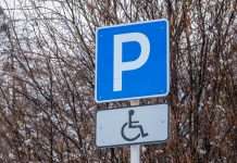 EIS launches AbsenceLink to transform disability and leave management EIS, a provider of the cloud-native SaaS core insurance platform OneSuite™ and an expanding suite of modular digital applications, has introduced AbsenceLink, a modern solution aimed at revolutionising how insurers and their employer clients manage disability and leave.