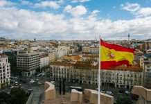 Viva.com, the first Tech Bank in Europe dedicated to businesses, has rolled out its Tap to Pay on iPhone service in Spain.