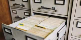 DMS features that drive compliance and efficiency Smarter document management with metadata and tracking