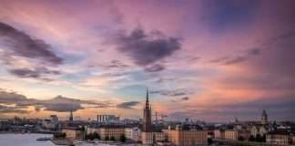 Cashless future: balancing crime prevention and access