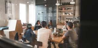 UBS and Domino Data Lab deepen AI partnership UBS and Domino Data Lab deepen AI partnership