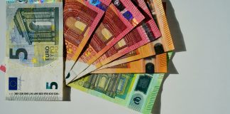 Digital bank Trade Republic valued at €12.5bn in €1.2bn deal Trade Republic