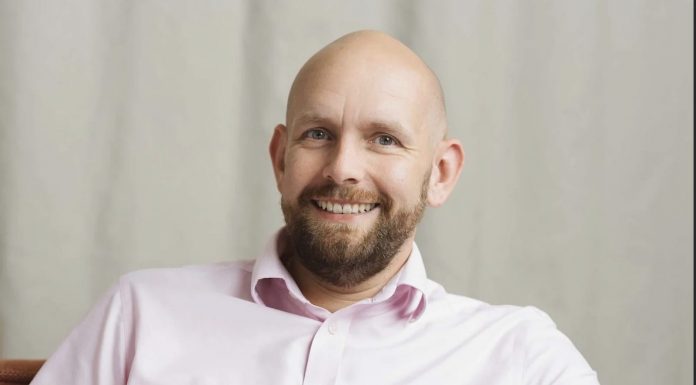 The shift from on-premises communication systems to cloud platforms has reshaped the role of compliance data. Alongside new challenges such as rapidly evolving tools, siloed responsibilities, and the need to demonstrate regulatory control, organisations now have an opportunity to transform compliance into a strategic asset. Luware Recording helps firms harness this potential while managing risk effectively.