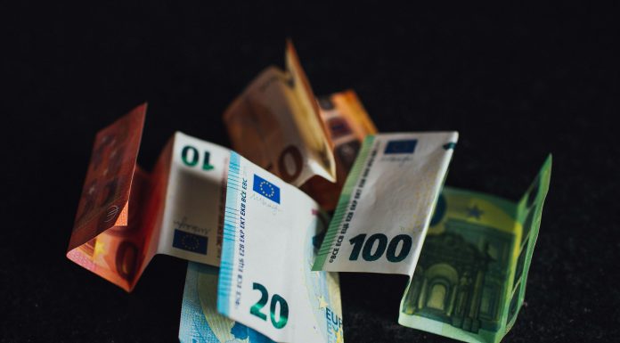 HealthTech Recare secures up to €37m to scale AI care platform Recare, a Berlin-based HealthTech company specialising in digital discharge management and AI-driven care coordination, has secured a growth financing round of up to €37m to accelerate product development and expand beyond its home market.