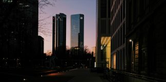 How AI is reshaping AML compliance in modern banking AML