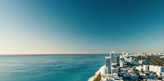 Sunstate Bank adds investing to online banking with InvestiFi