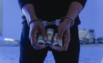 Oracle adds AI agent capabilities to financial crime platform Oracle is enhancing its financial crime and compliance portfolio by integrating AI agent-driven capabilities from Lucinity into its Financial Crime and Compliance Management (FCCM) platform.