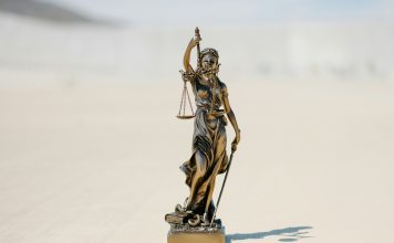 FCA targets AI governance and off-channel messaging AI