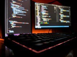 10x Banking and Tweezr partner to speed core migration