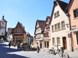 Adnovum to bring Sixfold’s AI underwriting to DACH insurers Adnovum to bring Sixfold's AI underwriting to DACH insurers