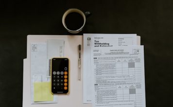 Lloyds and BankiFi launch free MTD tool for small businesses