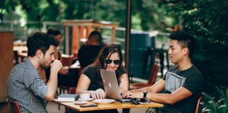 Zillennials shift deposits to FinTech investing platforms
