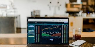 WealthReach buys AdvisorRankings to boost AI search visibility