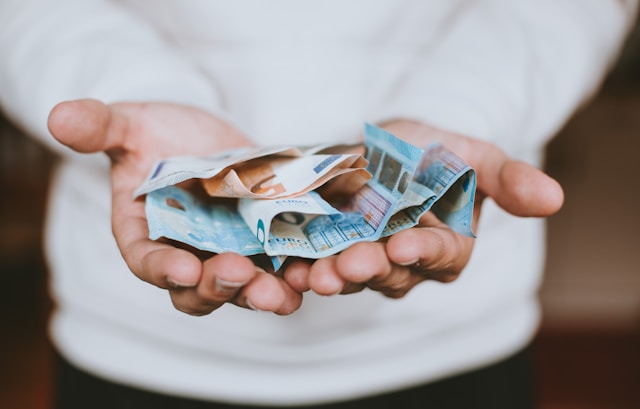 christian-dubovan-Y_x747Yshlw-unsplash (6) Aperture leads $300m asset-based facility with Avant