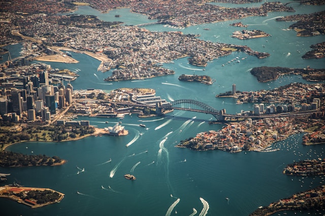 jamie-davies-Hao52Fu9-F8-unsplash (1) Revolut expands into APAC with Australian bank licence