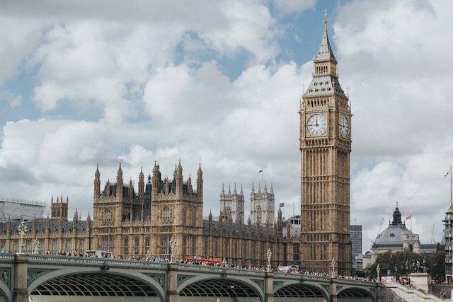marcin-nowak-iXqTqC-f6jI-unsplash (3) Pay.UK unlocks Faster Payments access for non-banks