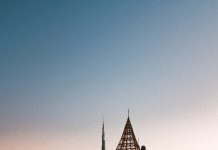 Emirates NBD backs AI startup adoption with Techstars