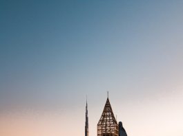Emirates NBD backs AI startup adoption with Techstars