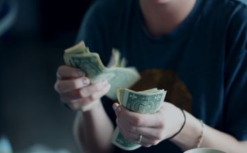Varo takes on the cash problem facing digital banks