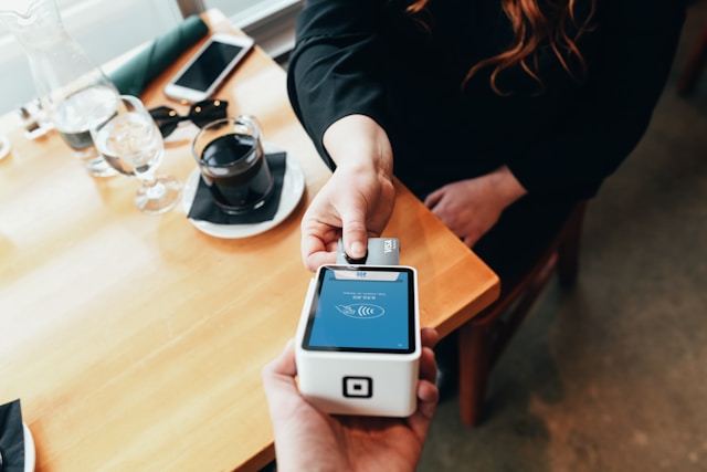 blake-wisz--JJg90OAnWI-unsplash (1) Payouts.com and Casper partner on agent payments