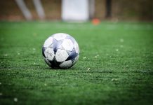 Leeds United announce multi-year etoro partnership