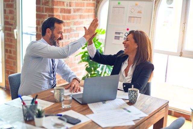 krakenimages-376KN_ISplE-unsplash (14) Clearco lands $100m facility from Macquarie Group