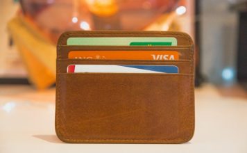 AI in banking: data and skills gaps threaten returns AI in banking: data and skills gaps threaten returns