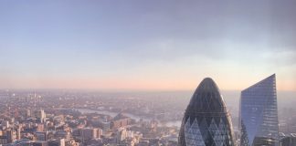 Earnix unveils Agent Hub as Excelerate London draws 350+