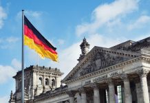 Farsight brings secure AI workflows to Deutsche Bank Farsight brings secure AI workflows to Deutsche Bank